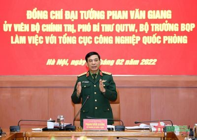 Đại tướng Phan Văn Giang làm việc với Tổng cục Công nghiệp Quốc phòng